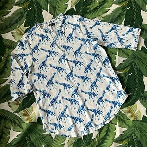 For Cynthia • Tunic w. Blue Giraffes Linen Blend 3/4 Sleeves Sz • Size Medium